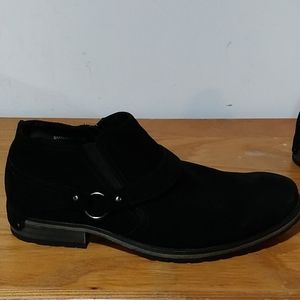 Donald by Donald J Pliner Bakula black suede boots